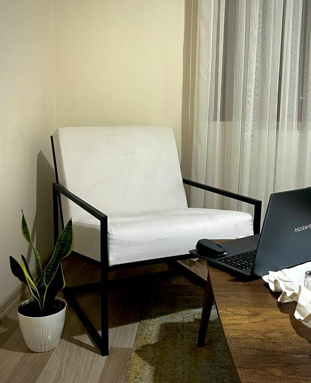 Tips for Creating a Cozy and Functional Home Office Space