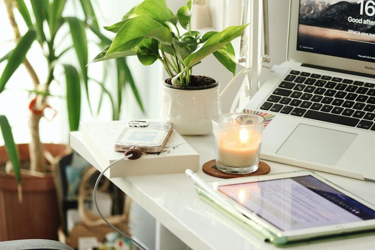 Create a Relaxing Home Workspace to Boost Comfort and Productivity
